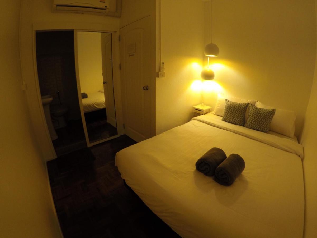 24 Poshtel Chiangmai Pansiyon Chiang Mai Dış mekan fotoğraf